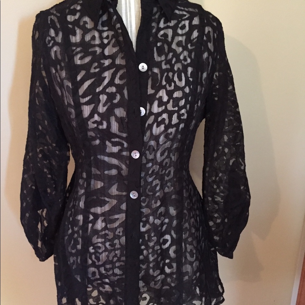 Ali Miles Black lace tunic size Med